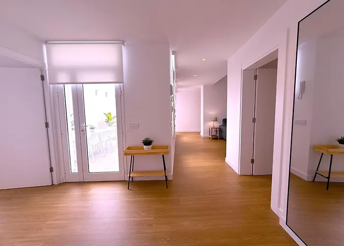 Tropicalidays La Punta Suites House